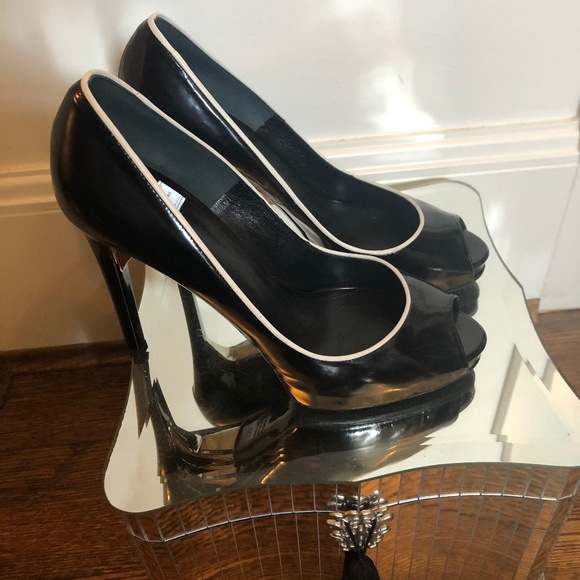 Davis by Ruthie Davis Leather Pump size 7 - Picture 1 of 7